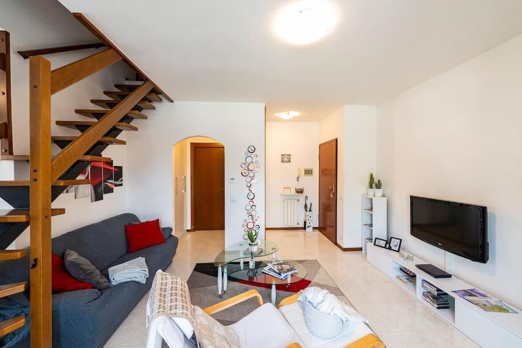 Tresa Bay House - Lugano Lake Лавена-Понте-Треза Экстерьер фото
